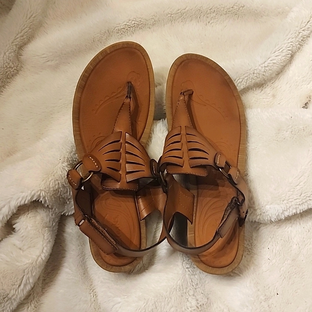 Clarks Millie Flare Honey Wedge Sandal